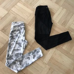 2 pairs of leggings size small 2- 4